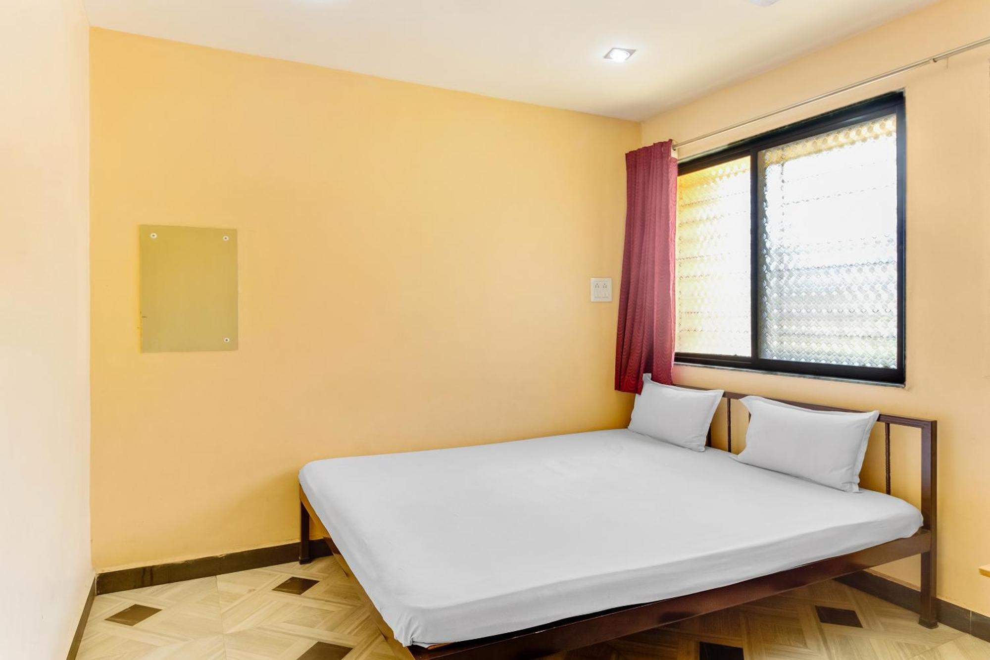 Отель Spot On Harihar Lodging And Yatri Niwas Колхапур Экстерьер фото